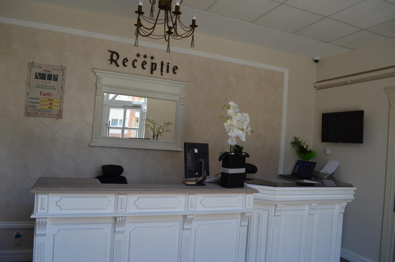 Vip Motel Restaurant Hateg Ngoại thất bức ảnh